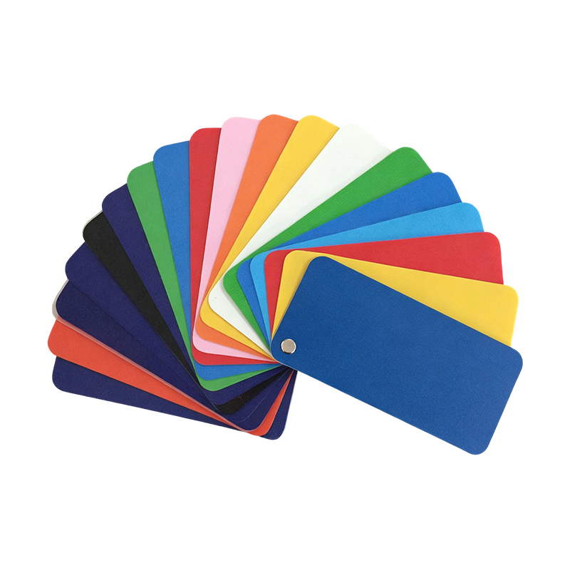 Bâche enduite de PVC résistante à l'abrasion 650 g/m2 Poids moyen